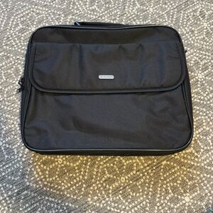 Targus Black Laptop Bag Briefcase Bag NEW